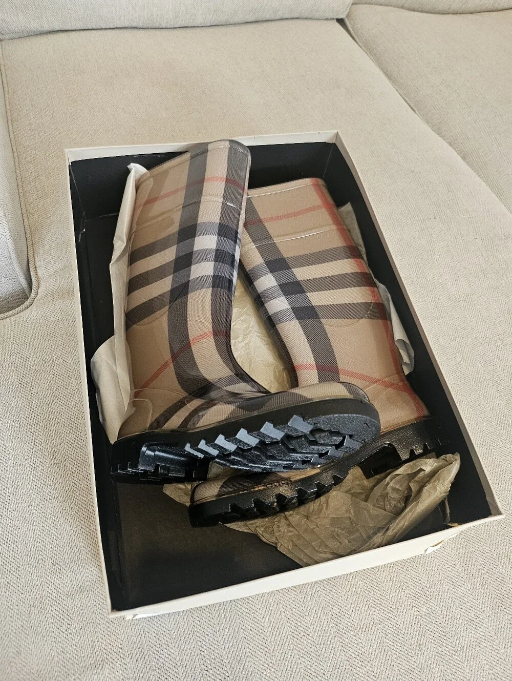Brand New Burberry Rain Boots 36 6